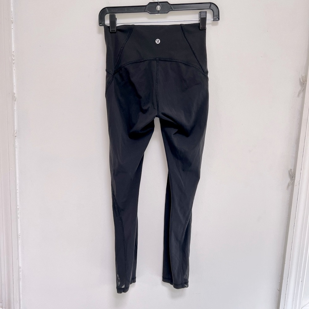 Lululemon Train Times 7/8 pants 25”